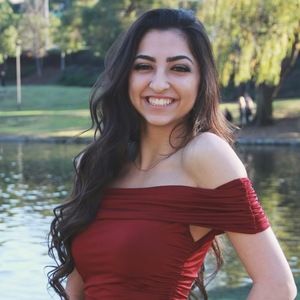 Meet your Posher, Gabriella